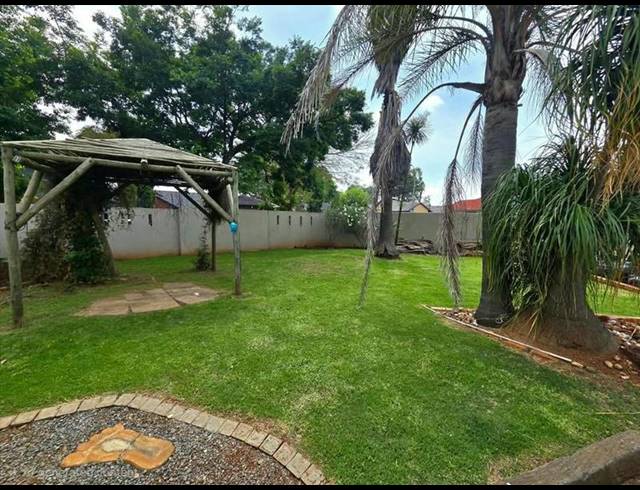 3 BEDROOM HOUSE FOR SALE IN PARKRAND